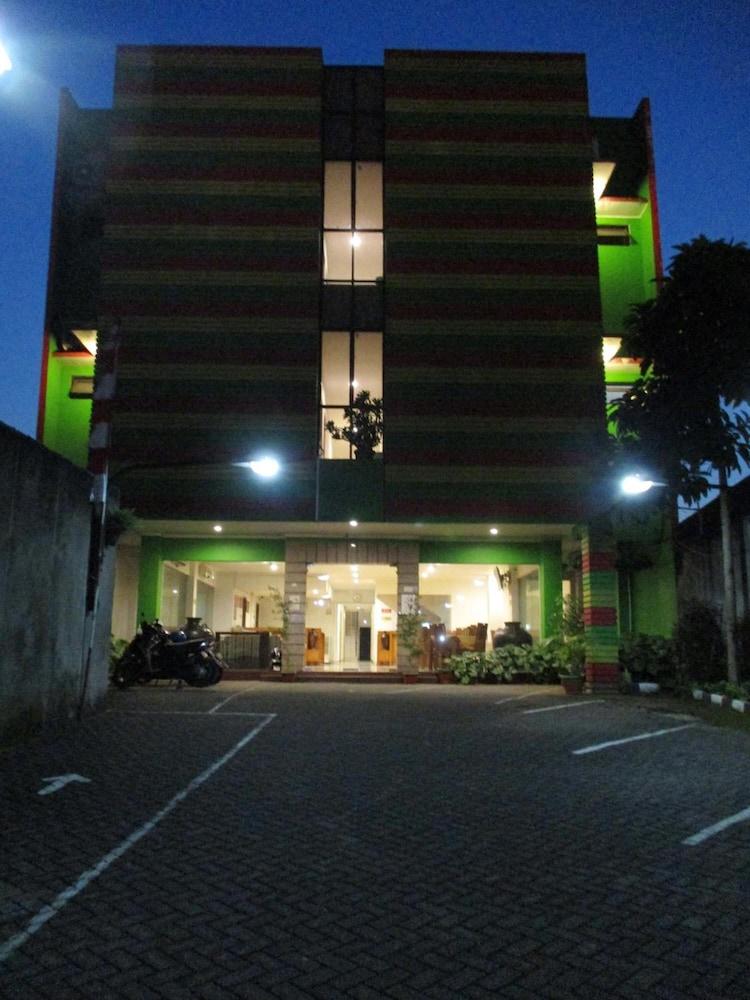 Hotel Caravan Tanah Abang Jakarta Ngoại thất bức ảnh