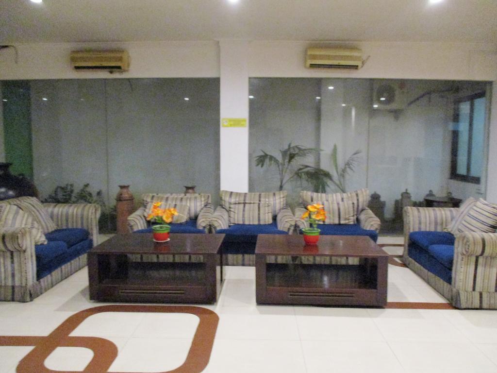 Hotel Caravan Tanah Abang Jakarta Ngoại thất bức ảnh