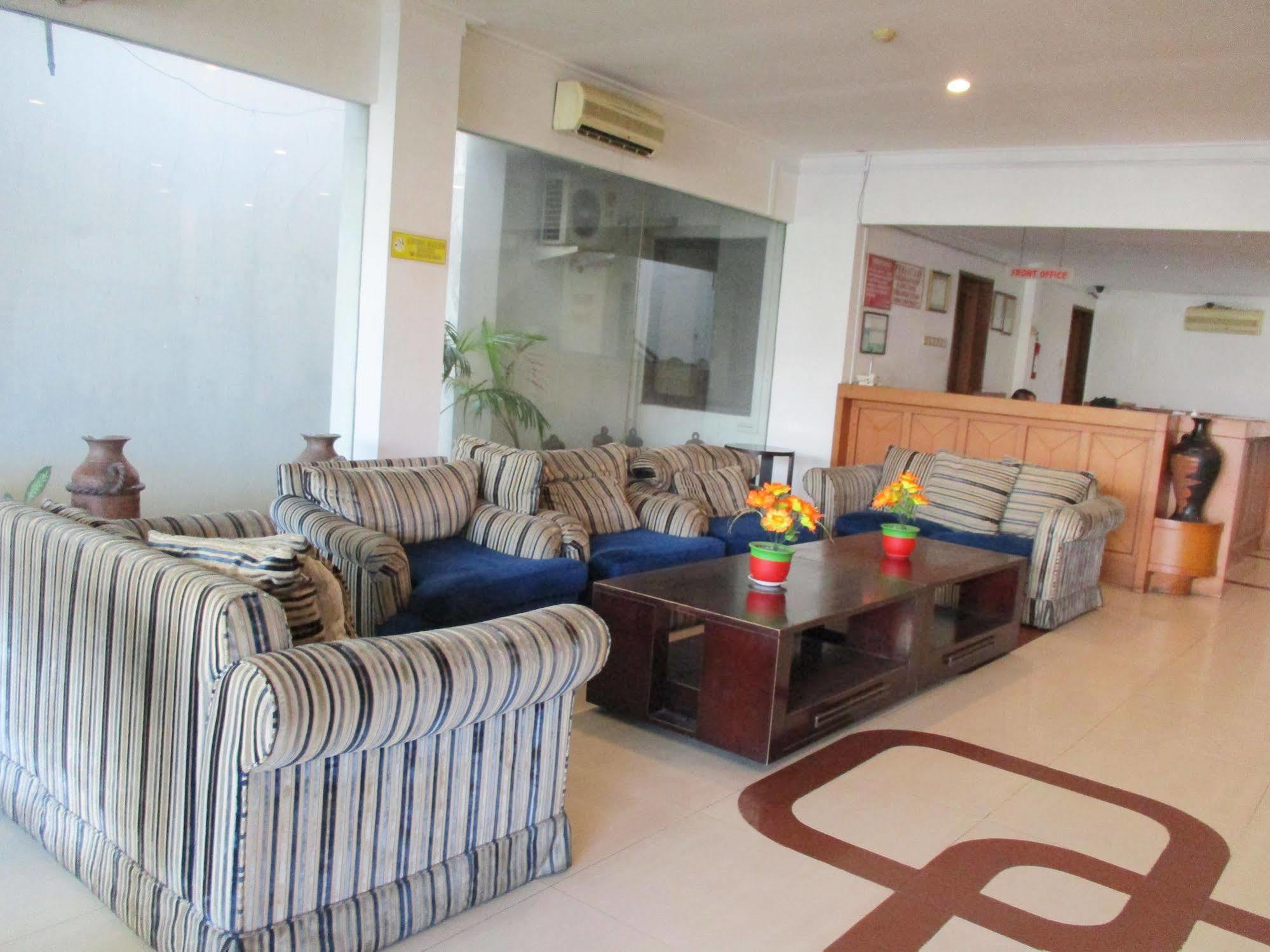 Hotel Caravan Tanah Abang Jakarta Ngoại thất bức ảnh